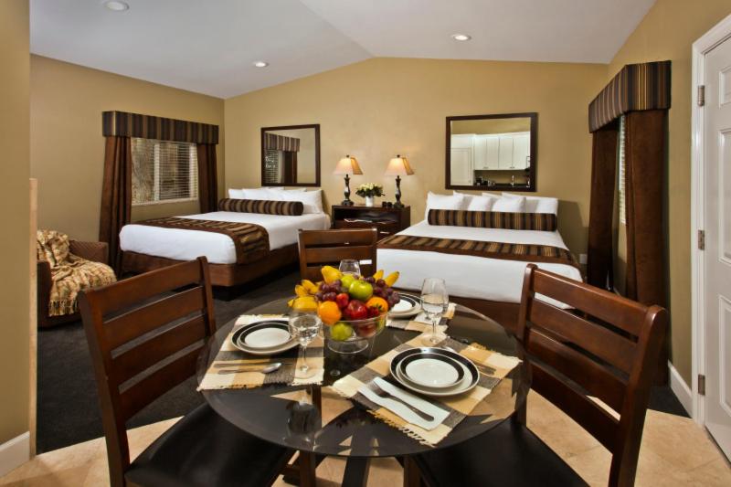 Monterey Peninsula Inn - image 2