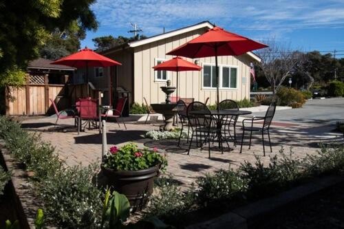 Monterey Peninsula Inn - image 35