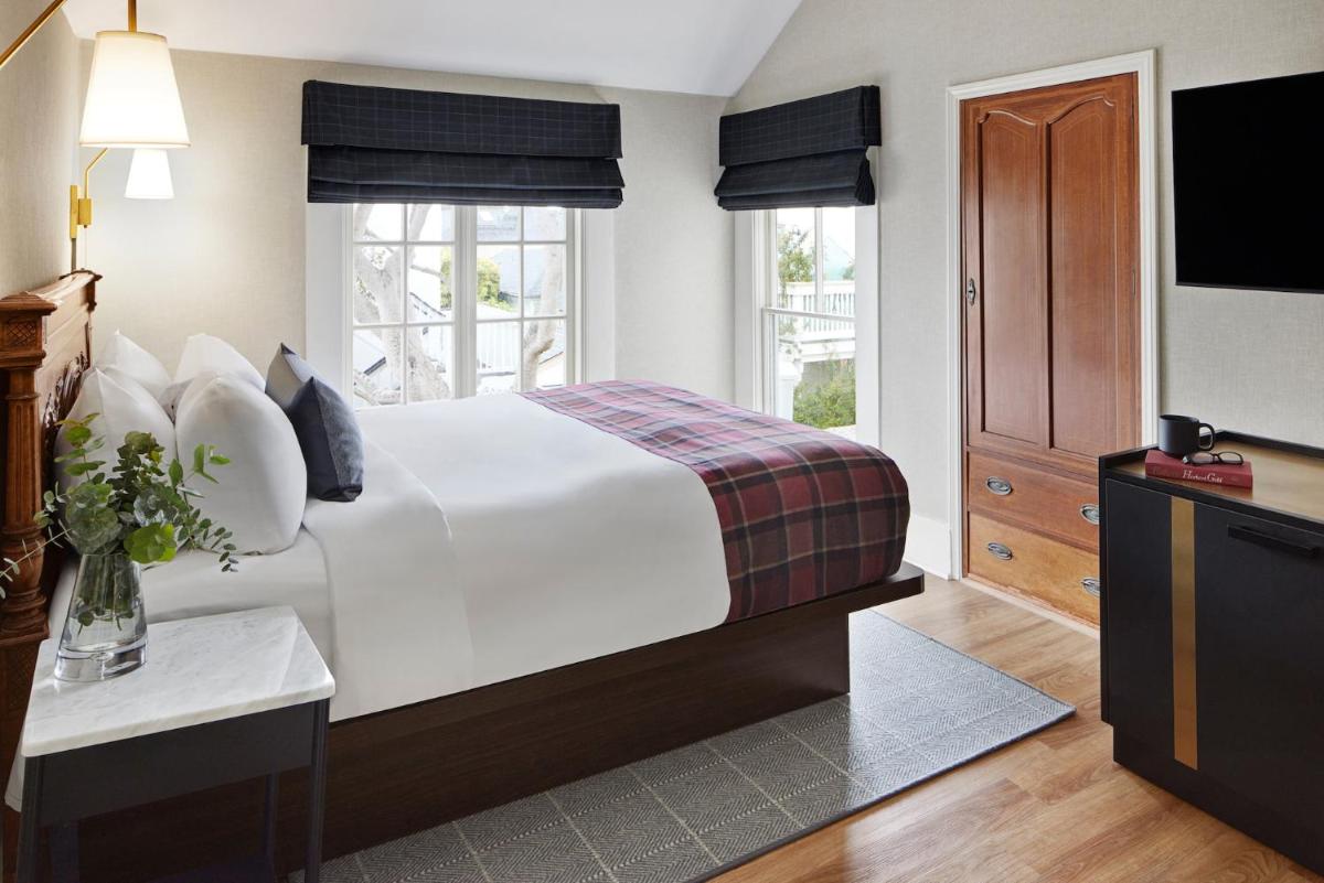 Gosby House Inn A Four Sisters Inn - image 3