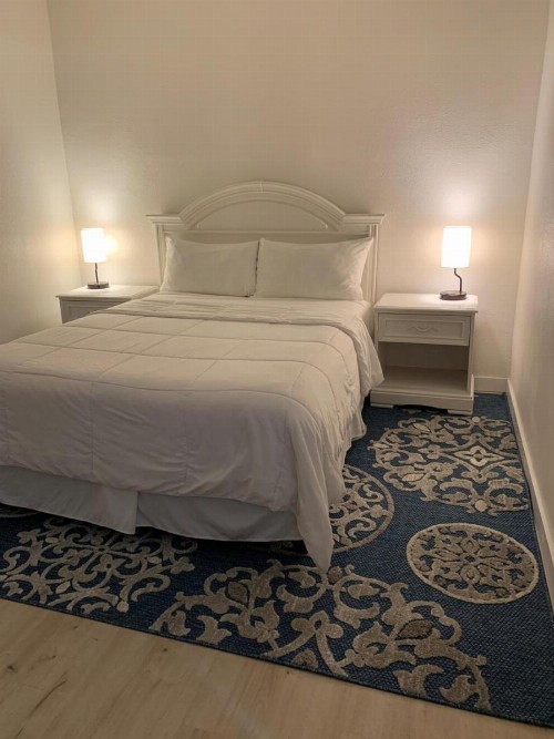Pacific Grove Inn - image 2
