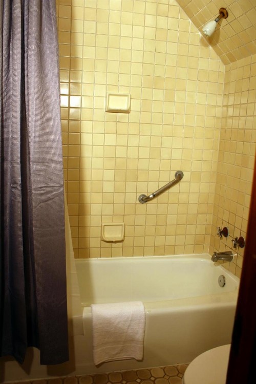 Pacific Grove Inn - image 39