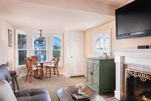 Centrella Inn - image 20