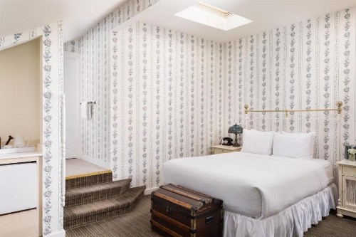 Centrella Inn - image 28