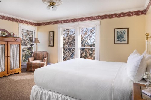 Centrella Inn - image 32