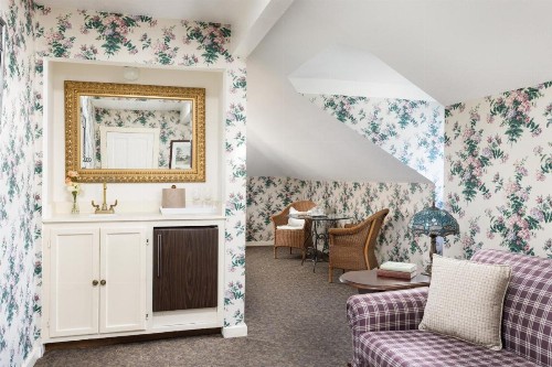 Centrella Inn - image 36
