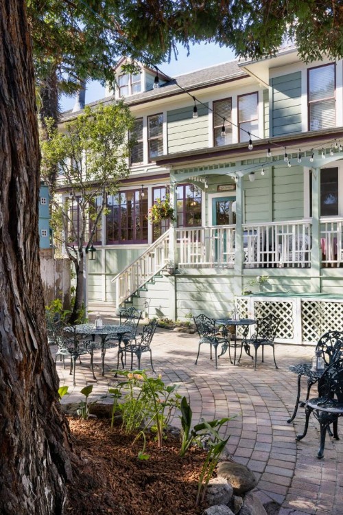 Centrella Inn - image 5