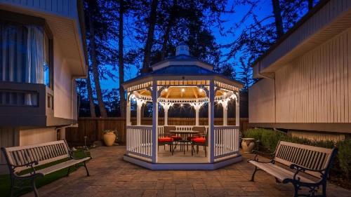 Best Western The Inn & Suites Pacific Grove - image 6