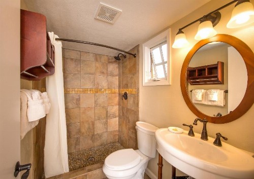 Sunset Inn Pacific Grove - image 13