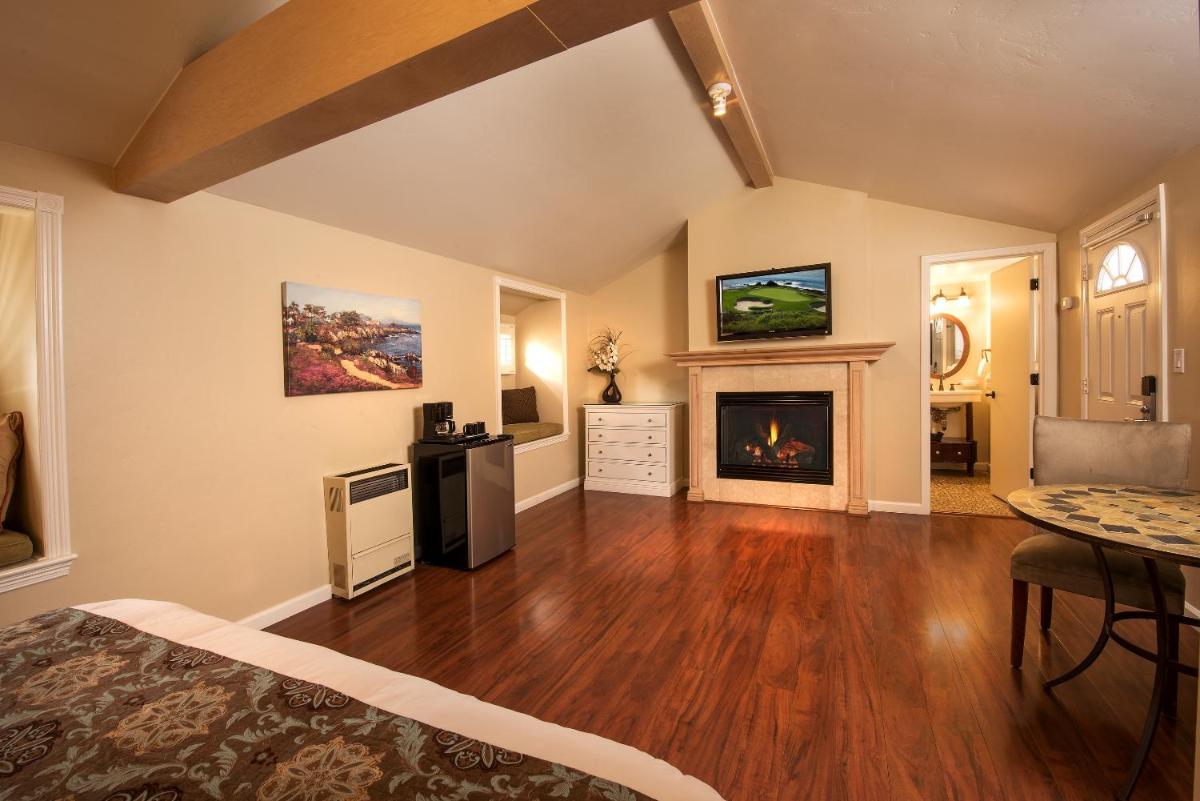 Sunset Inn Pacific Grove - image 5