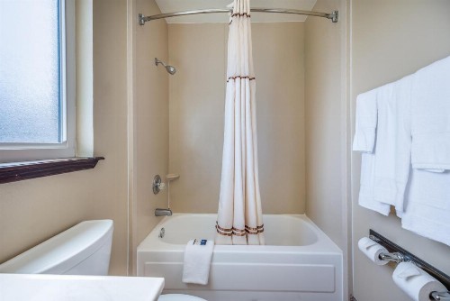 Americas Best Value Inn San Francisco/Pacifica - image 28