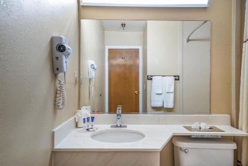 Americas Best Value Inn San Francisco/Pacifica - image 30