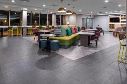 Home2 Suites By Hilton Page Lake Powell - image 9