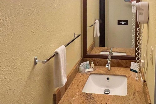 Quality Inn Pagosa Springs - image 8