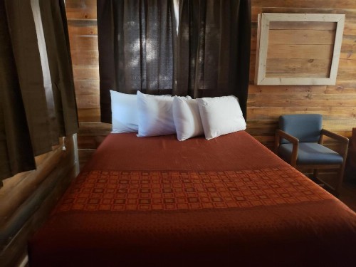 San Juan Motel & Cabins - image 11