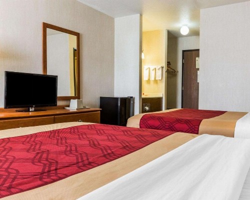Econo Lodge Pagosa Springs - image 4