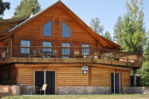 Elkwood Manor Bed & Breakfast