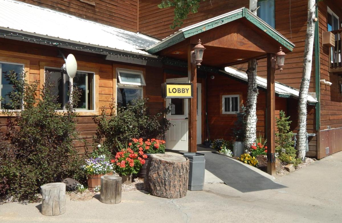 Alpine Inn - image 3