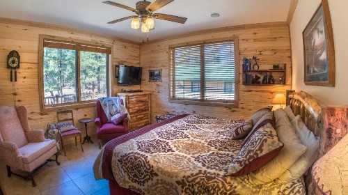 Elktrace Bed and Breakfast - image 41