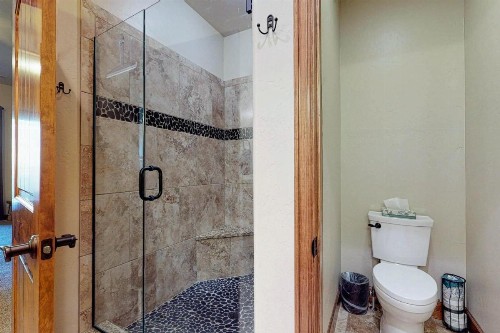 Cobblestone River Resort - image 10