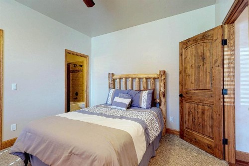 Cobblestone River Resort - image 7