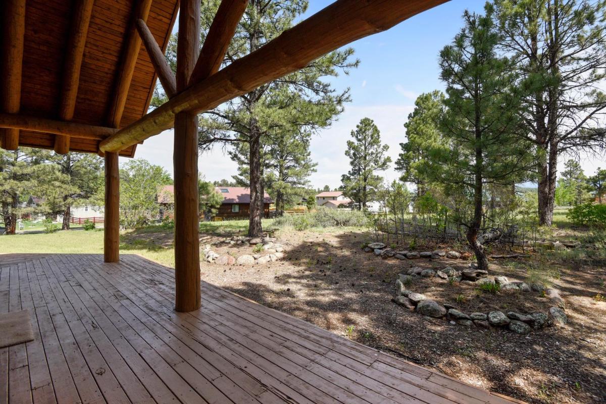 Bear Paw Lodge - image 7