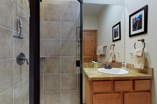 Whispering Pines 924 - image 10