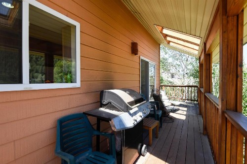 Creekside Cabin (entire house) - image 12