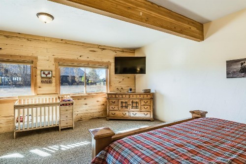 Snow Circle Lodge - image 9