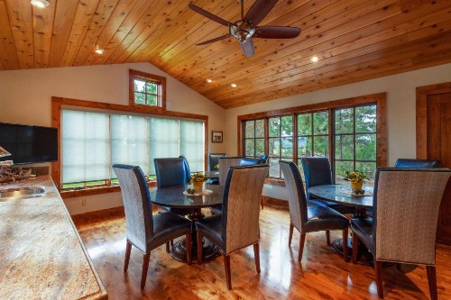 Glen Elk Lodge - image 11