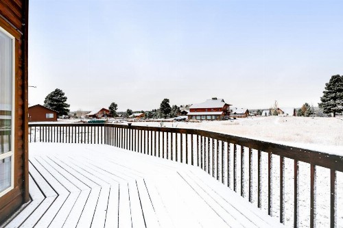 Kick Back Cabin - image 6