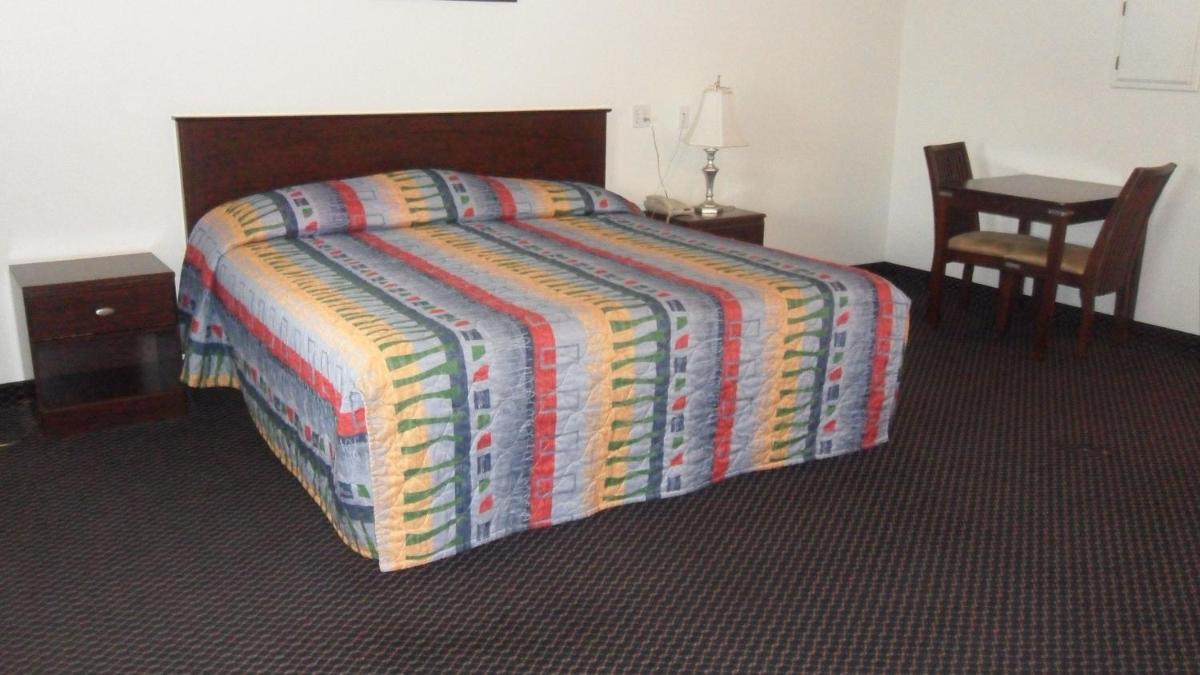 Deluxe Inn Palacios - main image