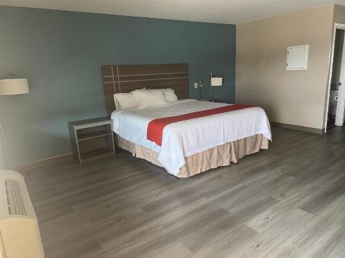 Deluxe Inn Palacios - image 19