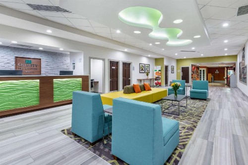 Quality Inn and Suites Riverfront - image 28