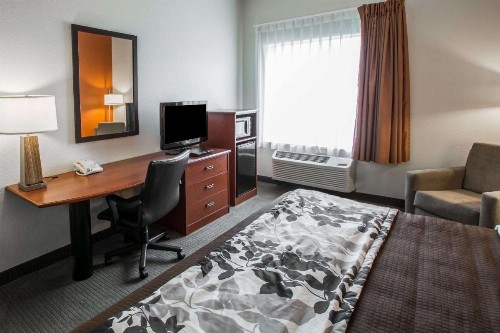 Sleep Inn & Suites Palatka North - image 12
