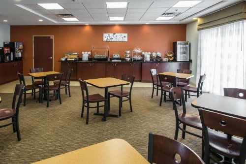Sleep Inn & Suites Palatka North - image 26