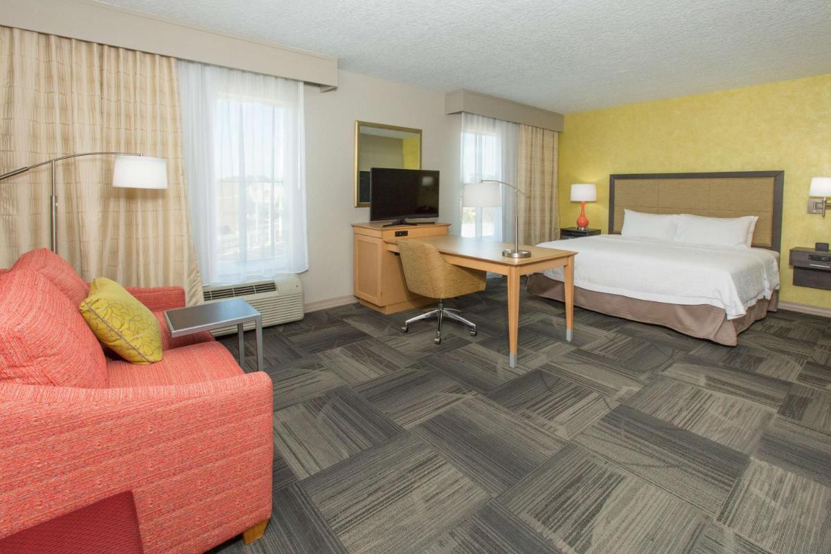 Hampton Inn - Palatka - image 3