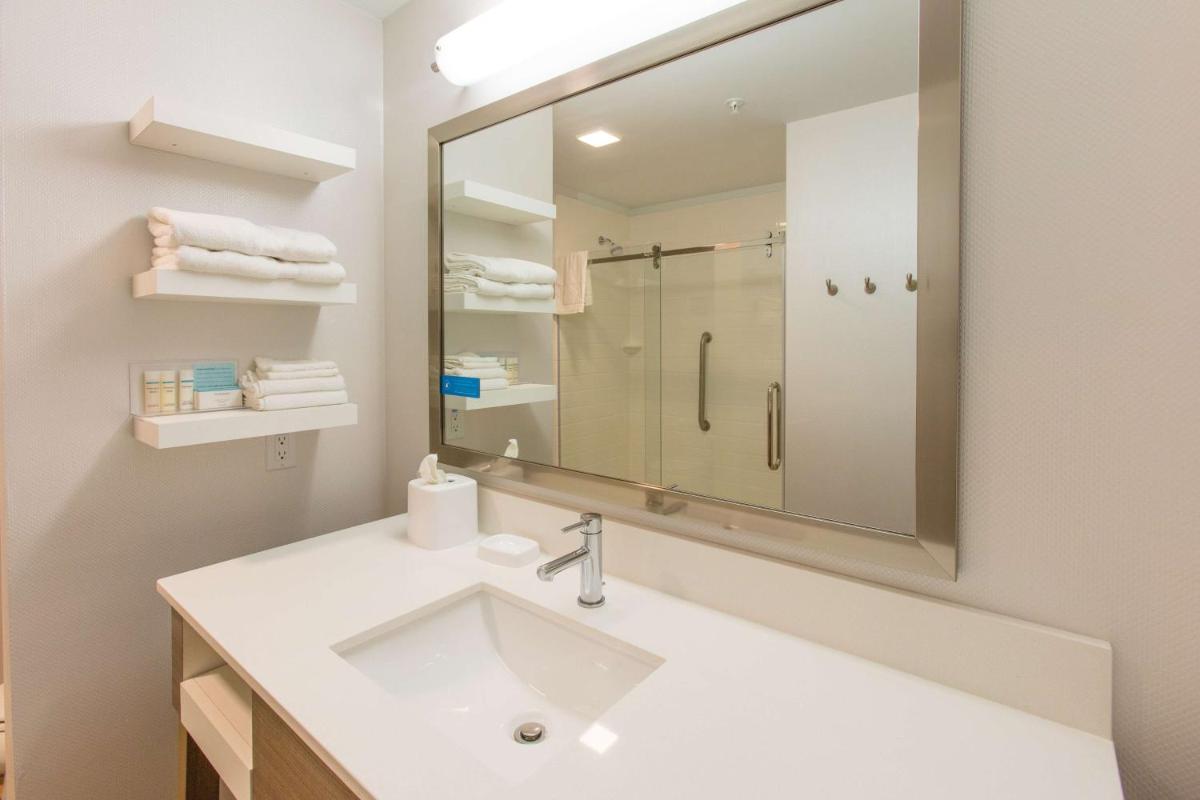 Hampton Inn - Palatka - image 7