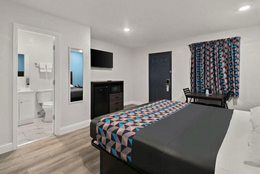 Texann Motel - image 2