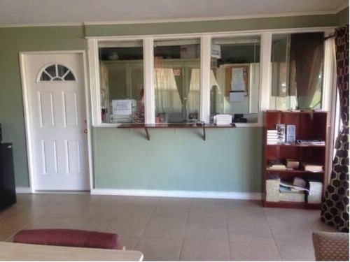 Texann Motel - image 23