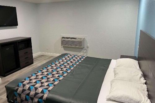 Texann Motel - image 47