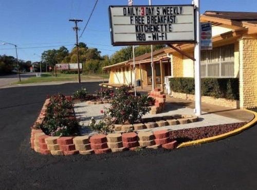 Texann Motel - image 8