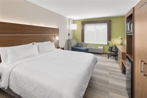 Holiday Inn Express Hotel & Suites Palm Bay an IHG Hotel - image 11