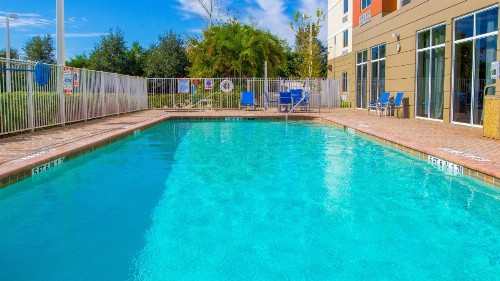 Holiday Inn Express Hotel & Suites Palm Bay an IHG Hotel - image 25