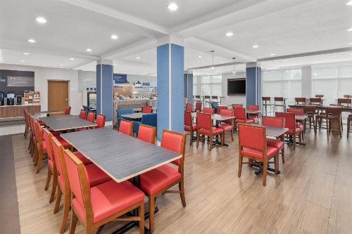 Holiday Inn Express Hotel & Suites Palm Bay an IHG Hotel - image 28
