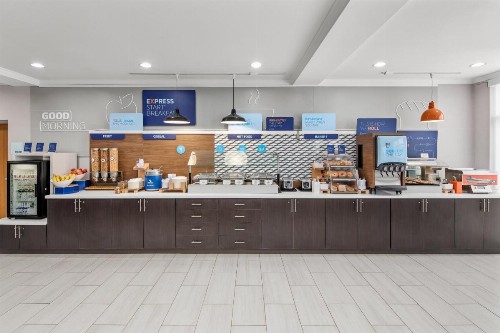 Holiday Inn Express Hotel & Suites Palm Bay an IHG Hotel - image 31