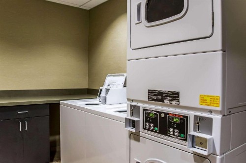 Comfort Suites Palm Bay - Melbourne - image 11