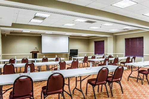 Comfort Suites Palm Bay - Melbourne - image 25