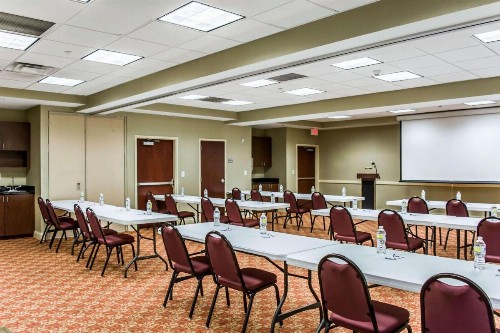 Comfort Suites Palm Bay - Melbourne - image 29