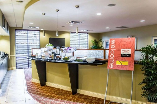 Comfort Suites Palm Bay - Melbourne - image 33