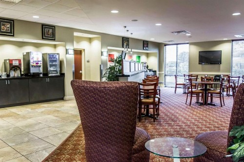 Comfort Suites Palm Bay - Melbourne - image 34